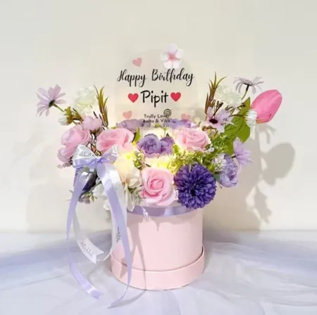 Bloom Box Akrilik Ucapan Ulang Tahun Tebet